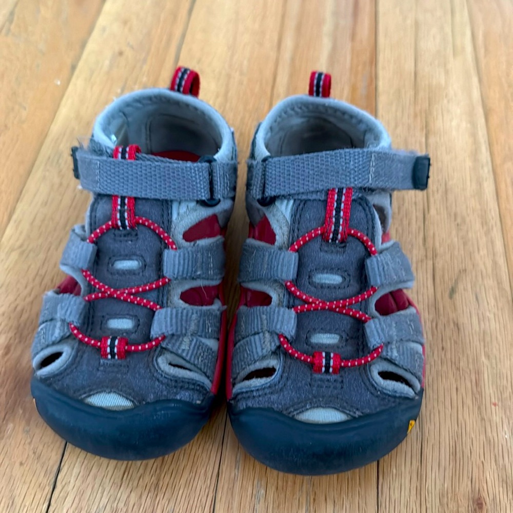 Keen Toddler Sandals Size 6